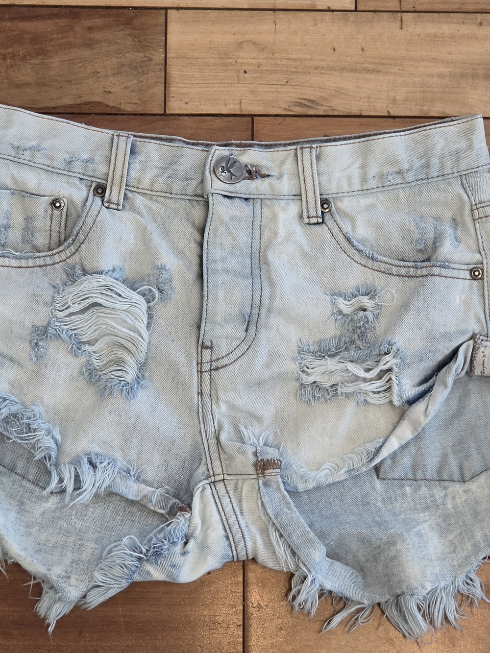 One Teaspoon Light Blue Distressed Denim Shorts Cheeky Summer Vacation Hiphop